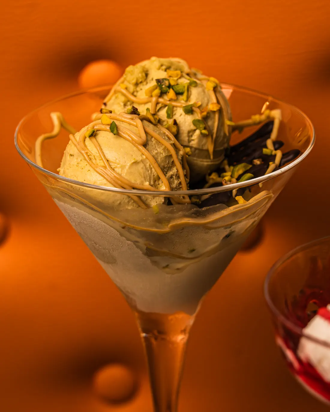 Coppa di gelato artigianale al pistacchio di Café du Globe a Pistoia